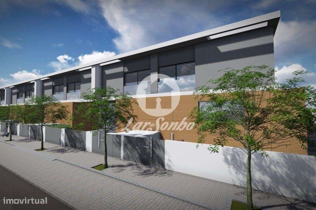 Moradia em banda - Águas Santas - Grande imagem: 5/7