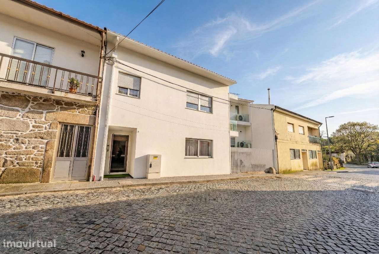 Apartamento T3 Novo com Terraço e Vista Senhora da Paz – Amares - Grande imagem: 3/28