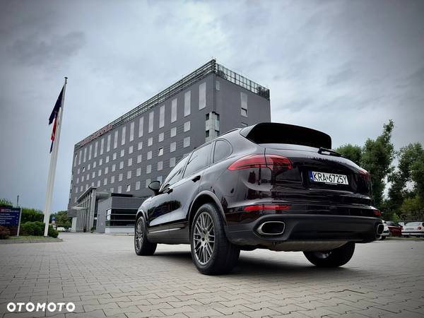 Porsche Cayenne Diesel Platinum Edition - 11