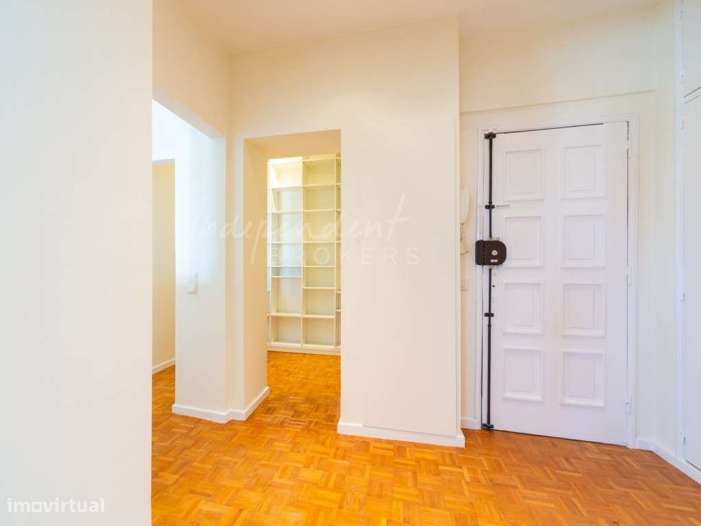 T3 LUMINOSO COM VISTA RIO [CAMPO DE OURIQUE] - Grande imagem: 4/24