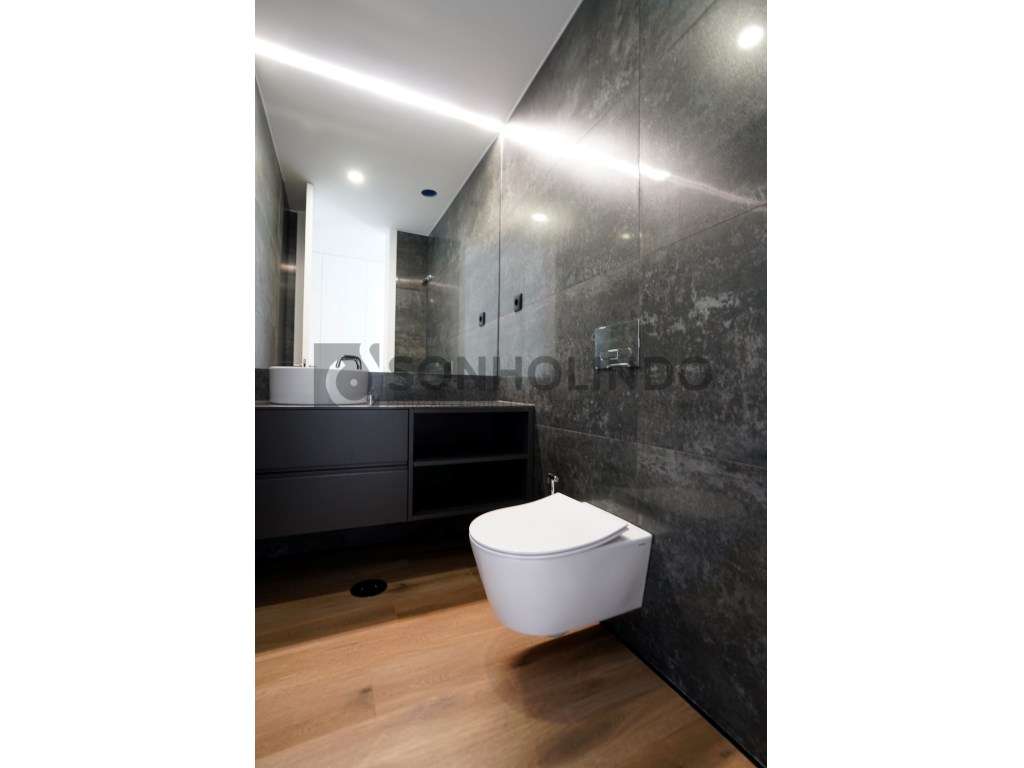 Apartamento T4 + escritório com luz direta, terraço com 153,10m2 e ...-10