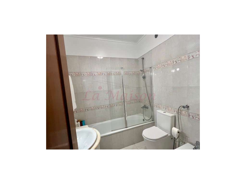 Apartamento T2 no Infantado-17