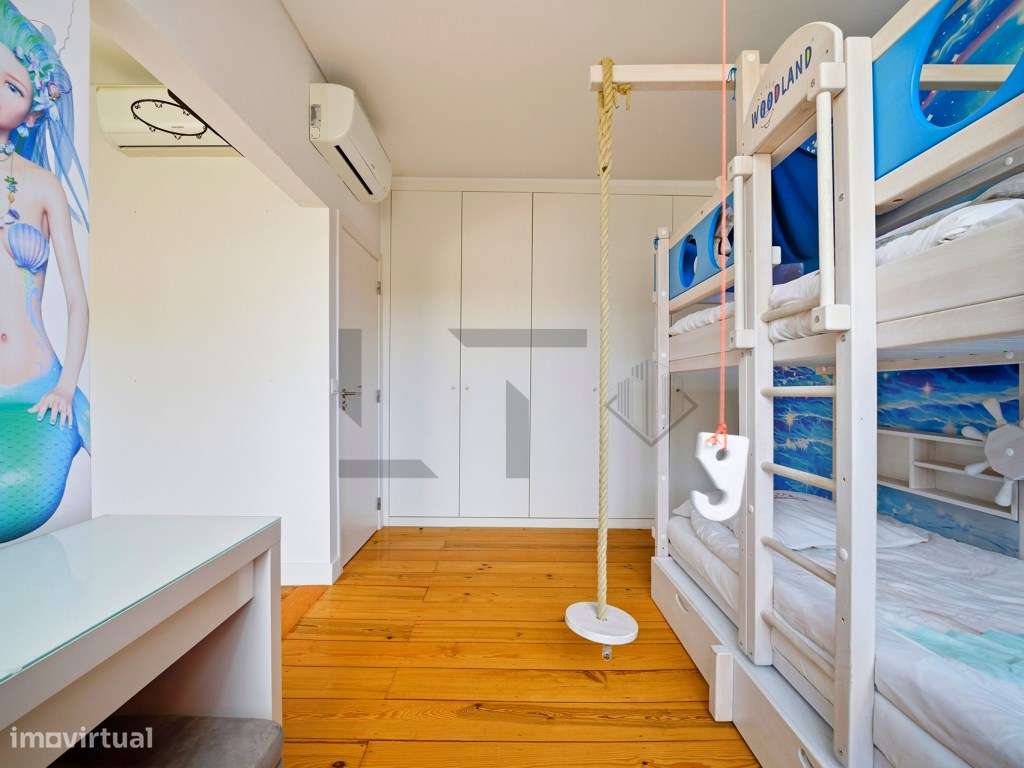 Prédio/Moradia T4 com Pátio para Venda em Campo de Ourique, Lisboa-39