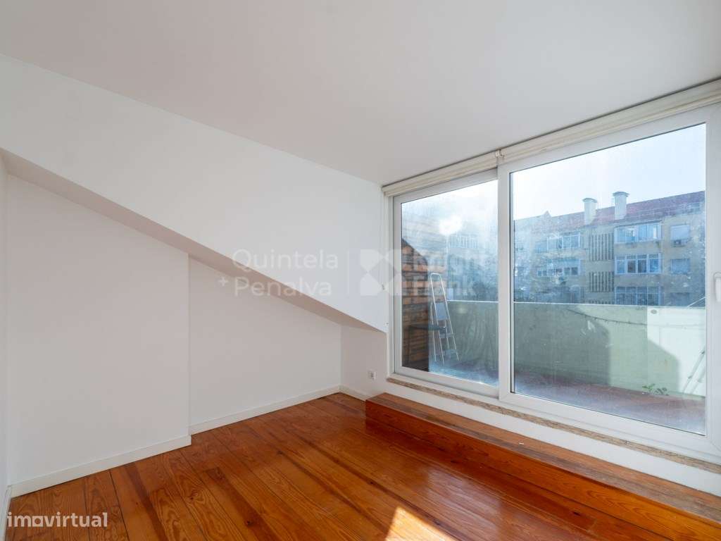 Apartamento T1 com terraço, nas Avenidas Novas-17