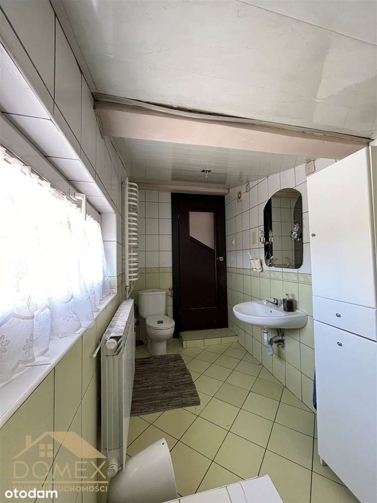 Duży dom-zielona i spokojna okolica-13