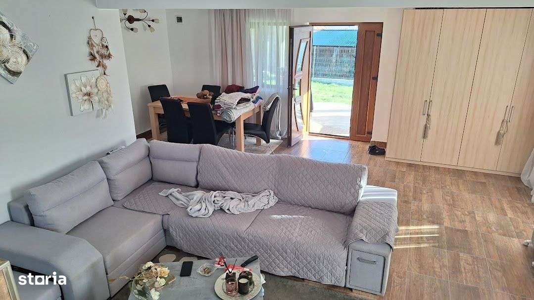 Casa de Vanzare Corbeni- Oestii- Arges-9