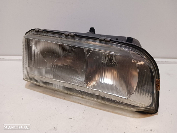 Farol Dto Volvo 850 (854) - 1