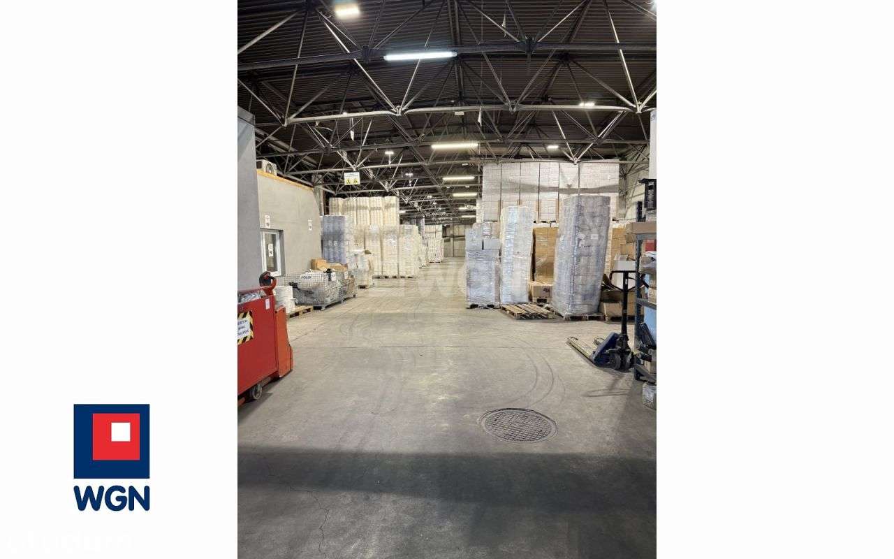 Nowoczesna hala produkcyjna w strefie przemysłowej-12