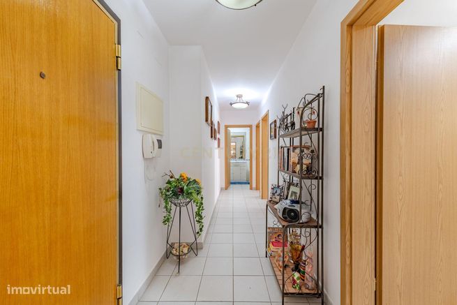 Apartamento T2 - Oportunidade Única a 5 Min da Praia da Rocha!-19