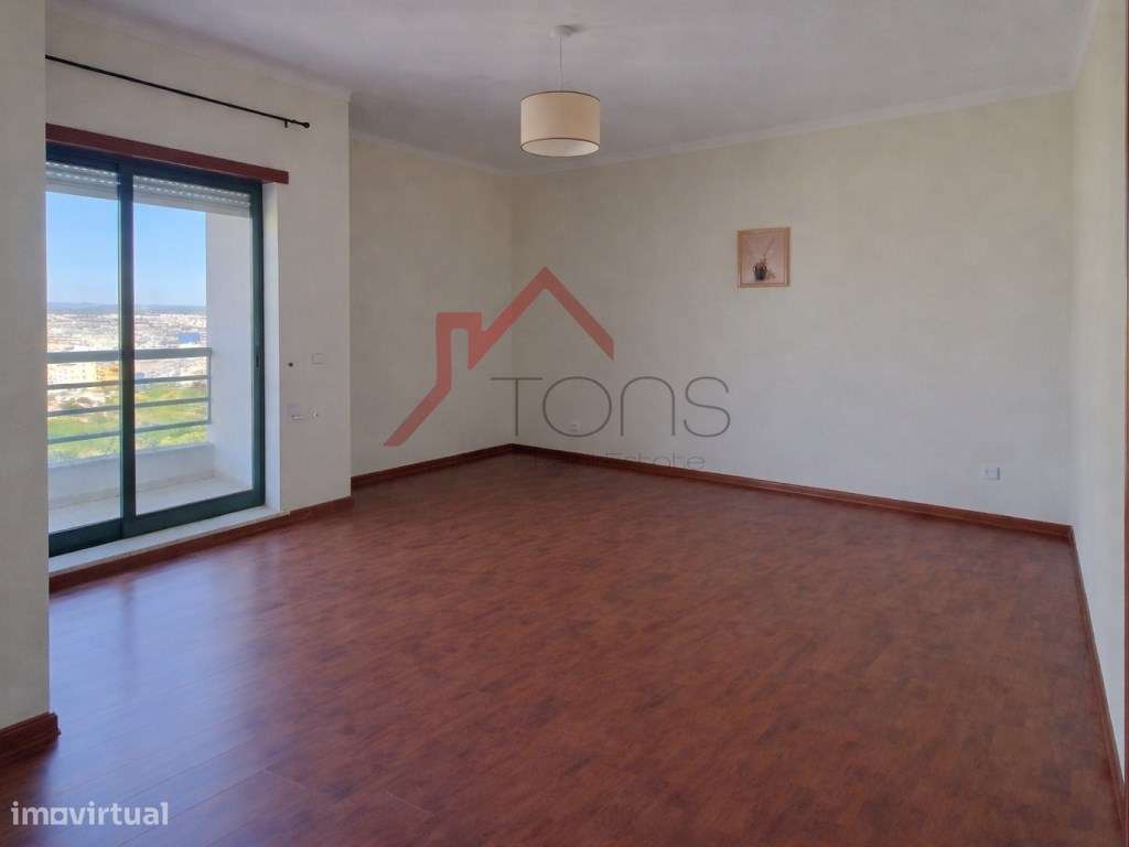 Apartamento T3 usado com elevador e garagem em Portimão, centro da ...-14