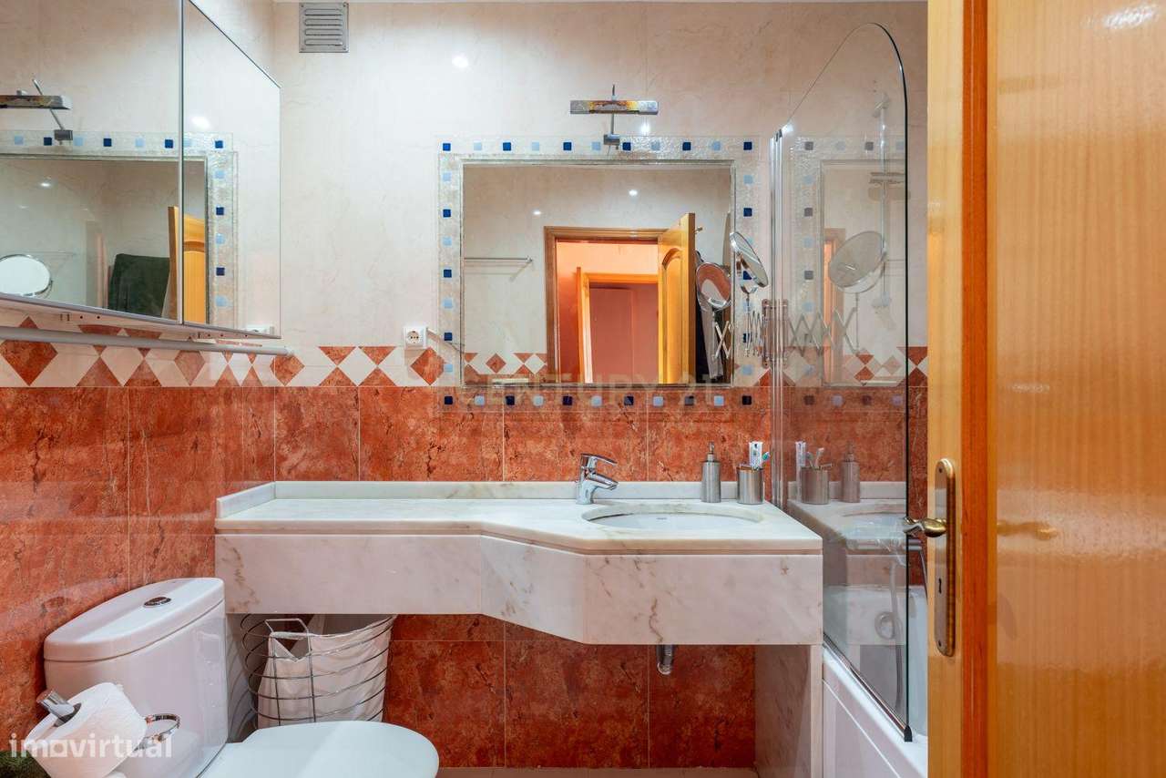 Penthouse T5 Jardins da Parede-20