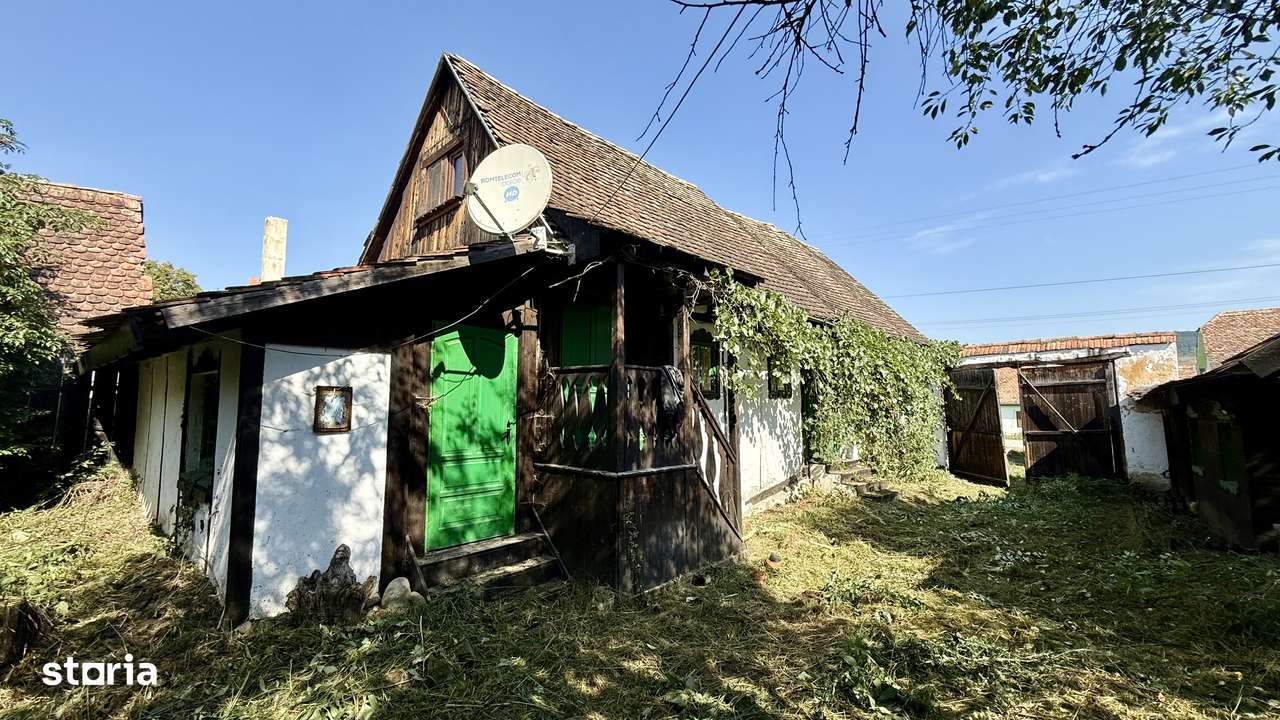 Proprietate unica de vanzare in Viscri langa casa regelui Charles-2