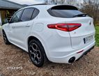 Alfa Romeo Stelvio - 11