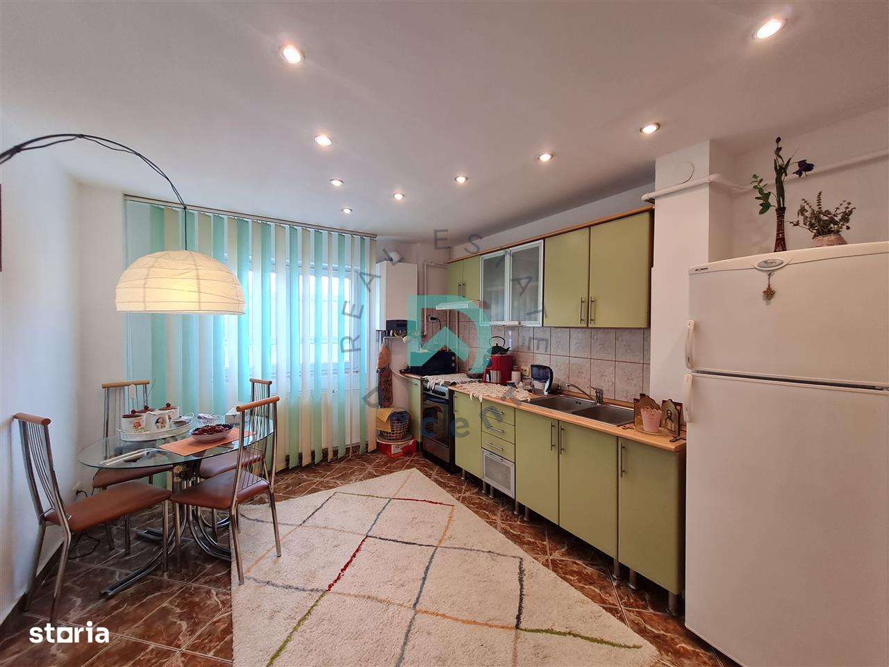 Apartament 2 camere Harmanului, intermediar, Brasov - Imagine principală: 1/20