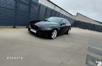 Jaguar XE 2.0 D200 mHEV AWD SE - 9