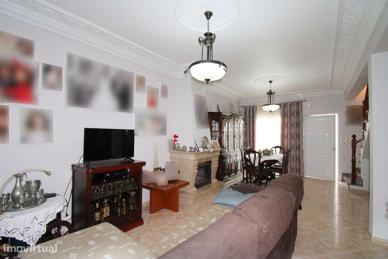 Moradia T3 +1 - Qta do Conde-13