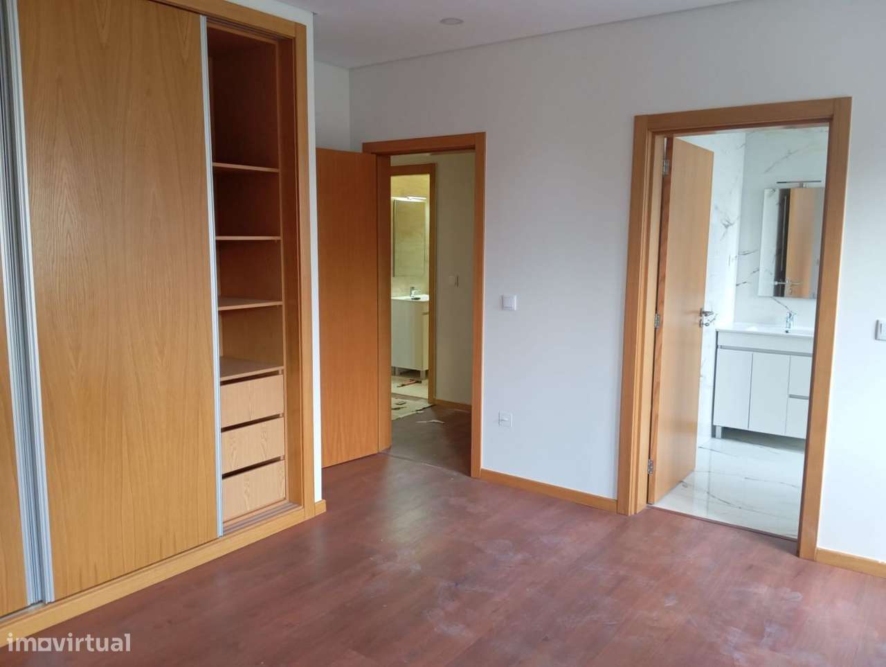 Moradia T3 totalmente remodelada em Pinheira da Bemposta-7