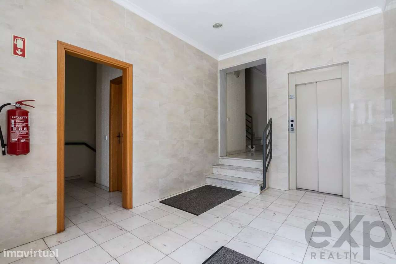 Oportunidade! T3 amplo e espaçoso em Tavira perto de tudo! - Grande imagem: 5/38