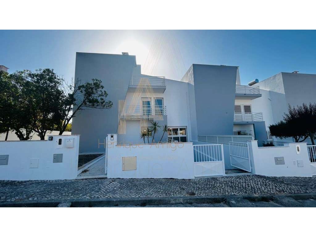 Moradia T4 na Cotovia - Grande imagem: 2/39