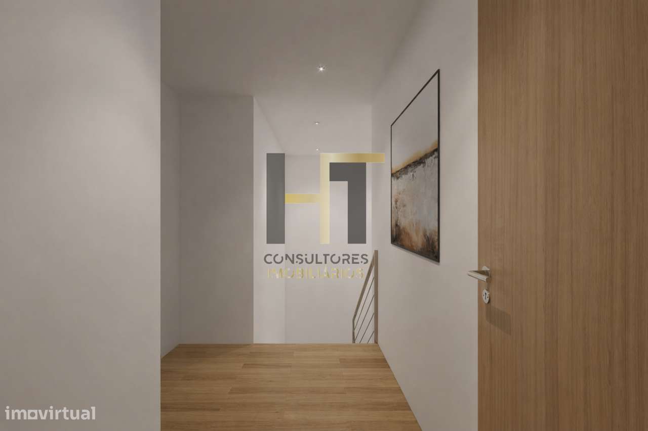 Moradia T3 | Suíte | Logradouro exterior | Varandas | Folgosa – Mai-16