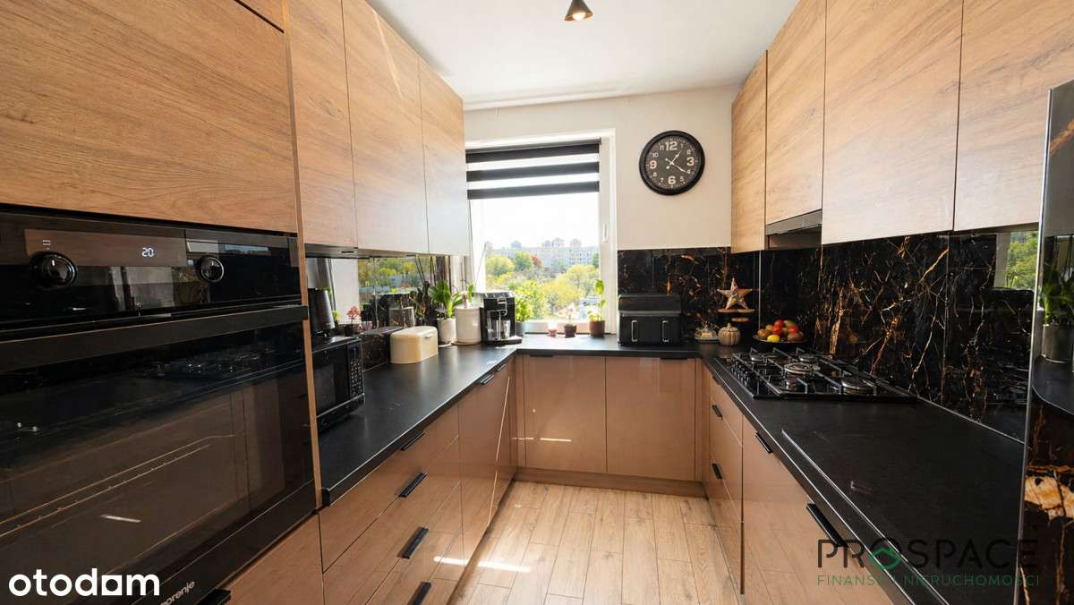 Trzy pokoje w centrum miasta-57 m² - Widok 3