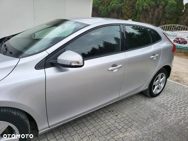 Volvo V40 CC D2 Summum - 29