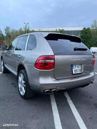 Porsche Cayenne Turbo V8 4.8L Aut. - 6