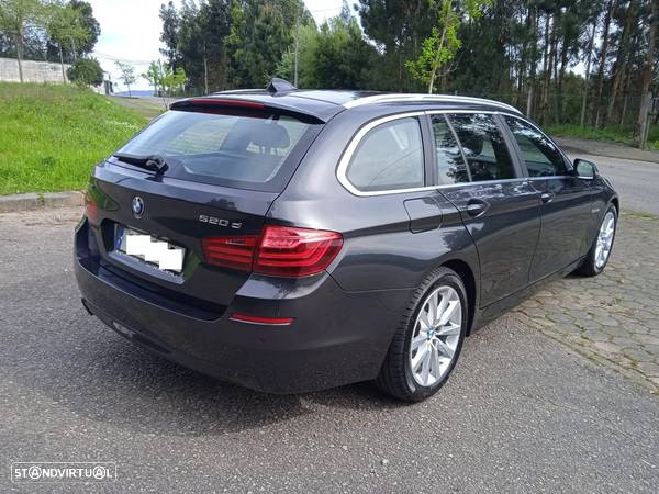 BMW 520 d xDrive Line Luxury Auto - 4