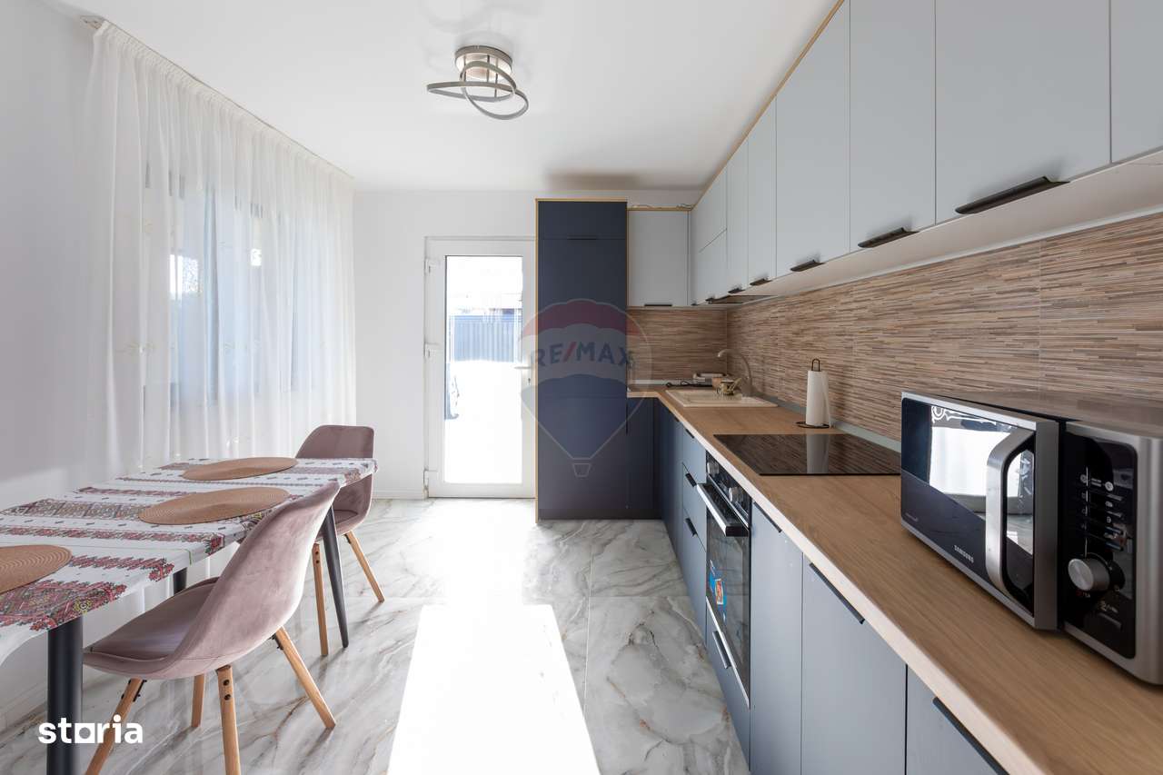 Casă / Vilă nouă,  5 camere, design luxos, teren 1000 mp - Imagine principală: 4/18