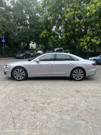 Audi A8 55 TFSI quattro tiptronic - 23