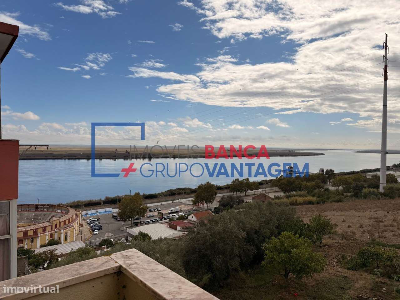 Apartamento T2 em Vila Franca de Xira - Grande imagem: 2/14