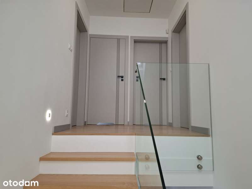 Nowy dom 130m2, działka 1380 m2 w atrakcyjnym miejscu !-17