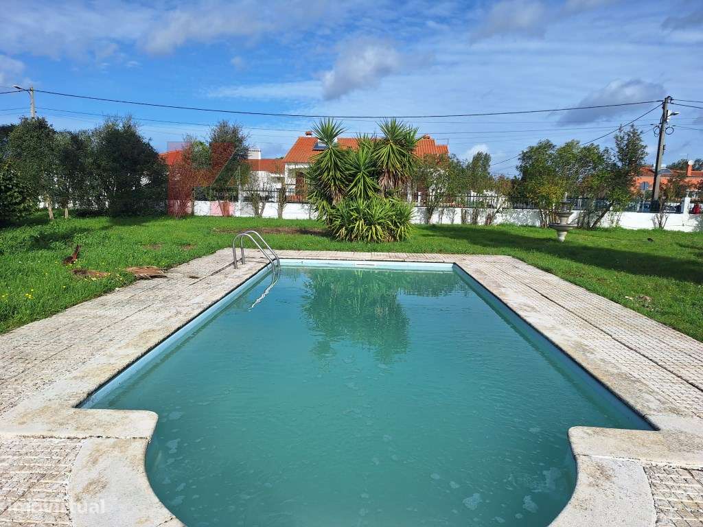 Moradia térrea V3 com piscina em Salvaterra de Magos, terreno 1.191m2-33