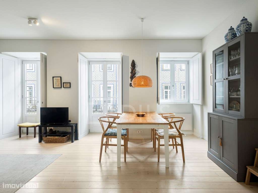 Apartamento T1 com varandim na Lapa - Grande imagem: 5/20