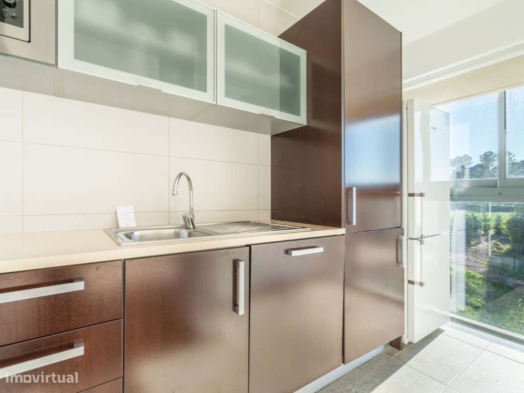 Apartamento T1 localizado no Algarve Race Resort, Portimão.-11