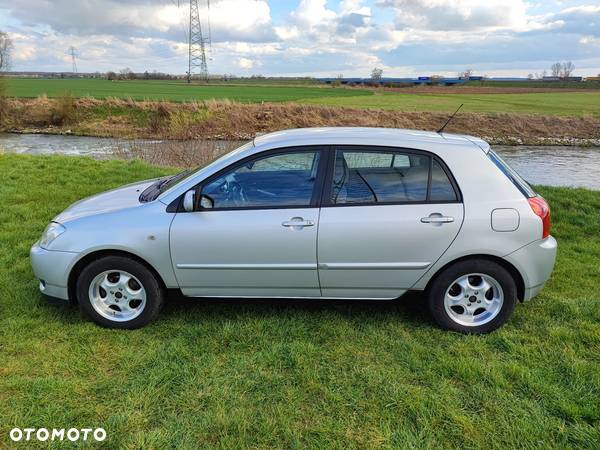 Toyota Corolla 1.6 VVT-i Sol - 9