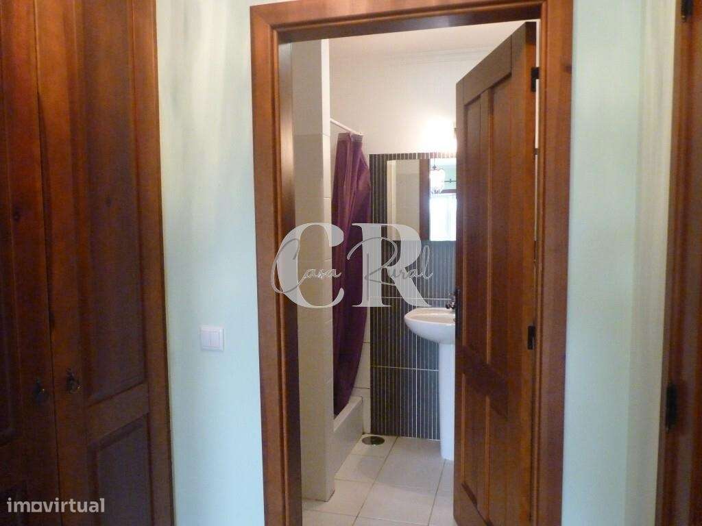 Casa isolada de 3 quartos com piscina, garagem, poço e vistas deslumbr-33