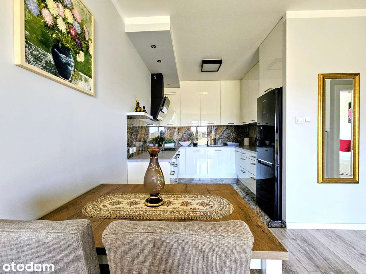 Ciche mieszkanie 47 m2- dwa pokoje. Duży balkon. Zieleń. Warszawa-1