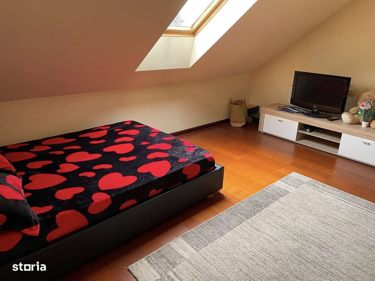 Casa spatioasa in Sag | 260 mp utili | teren 750 mp | 3 dormitoare-9