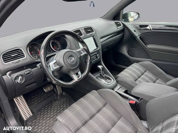 Volkswagen Golf 2.0 DPF GTD DSG - 14