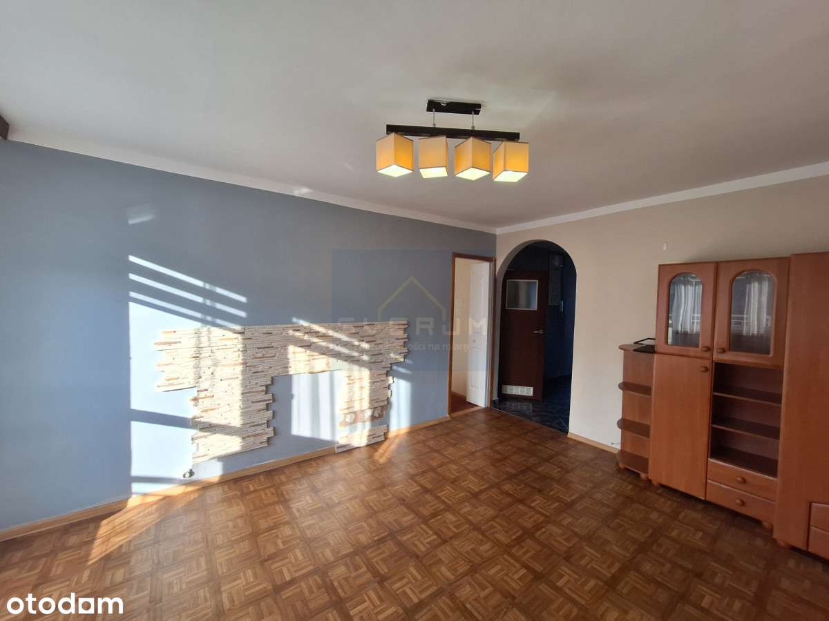 Jasne mieszkanie z dużym balkonem – Raków-0