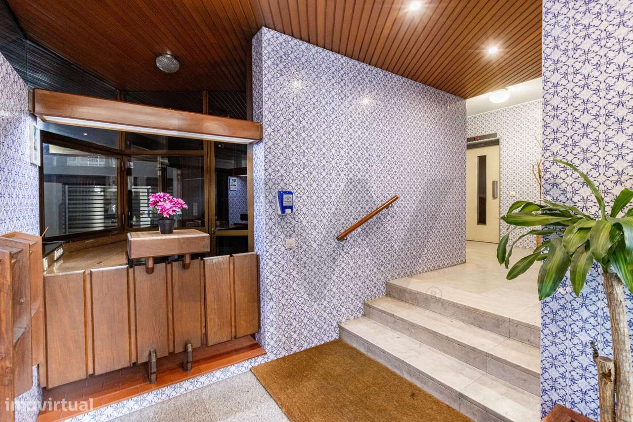 Fabuloso apartamento T3 + 1, situado na Avenida da República, em Vila - Grande imagem: 2/33