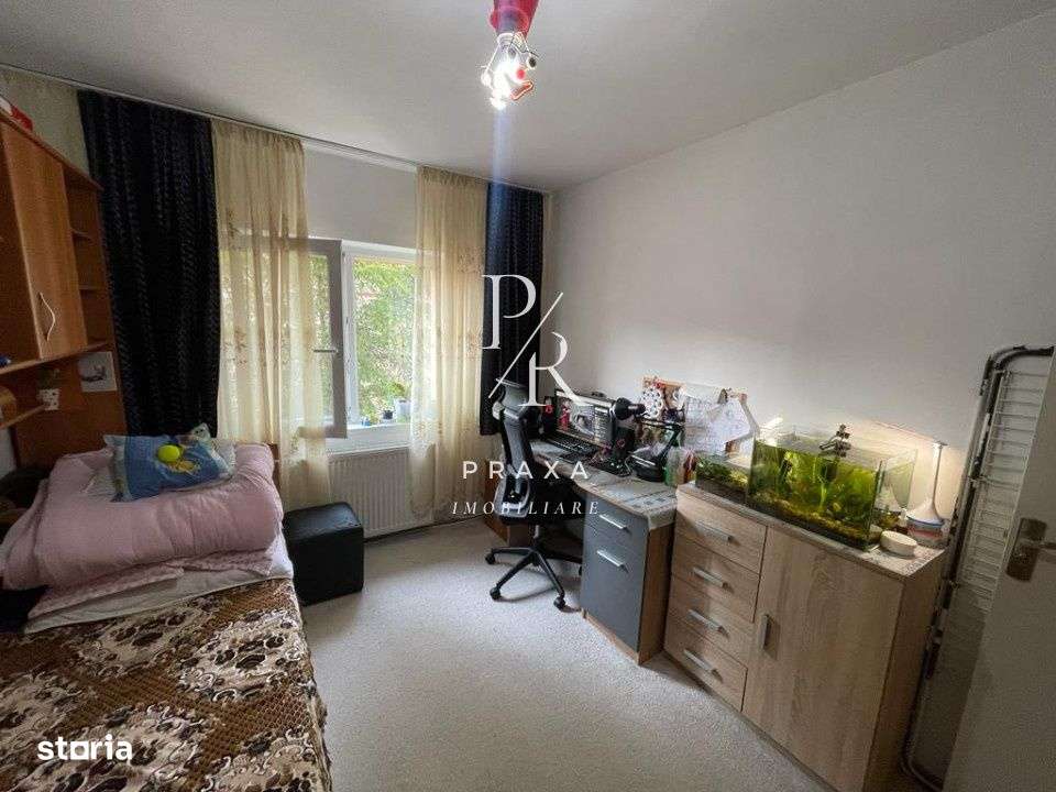 Apartament de 3 camere decomandat, etaj intermediar, garaj, zona Mega - Imagine principală: 3/10