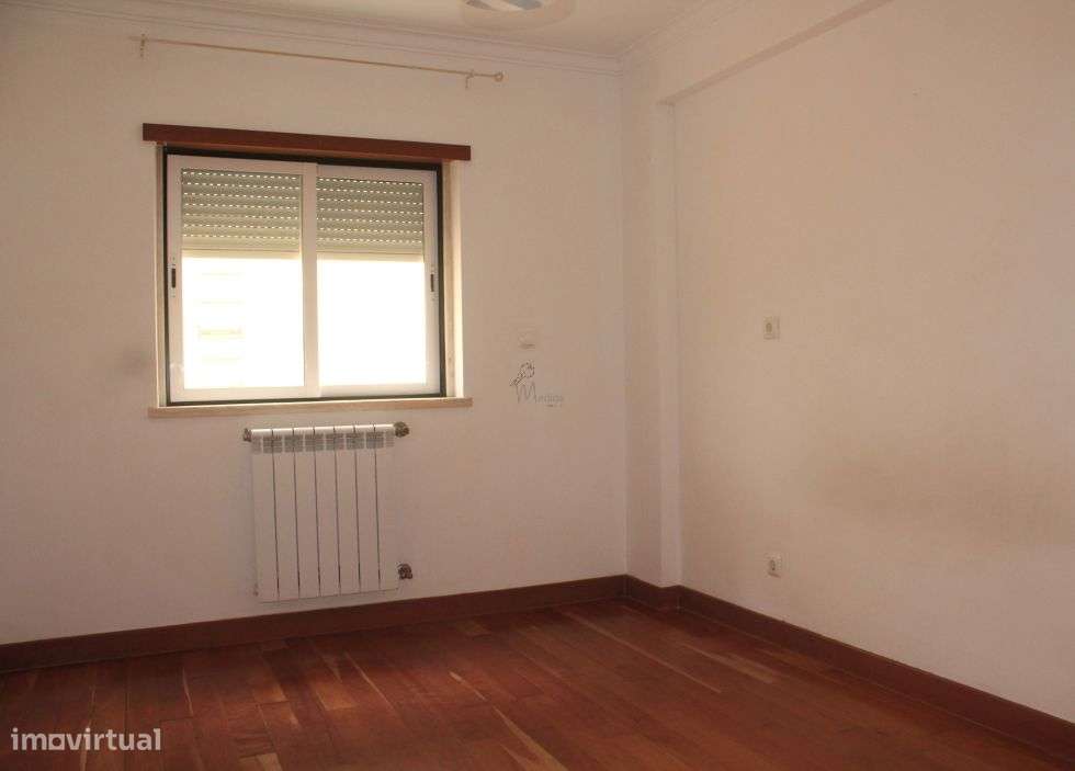 T2 com Terraço, Garagem e arrecadação-24