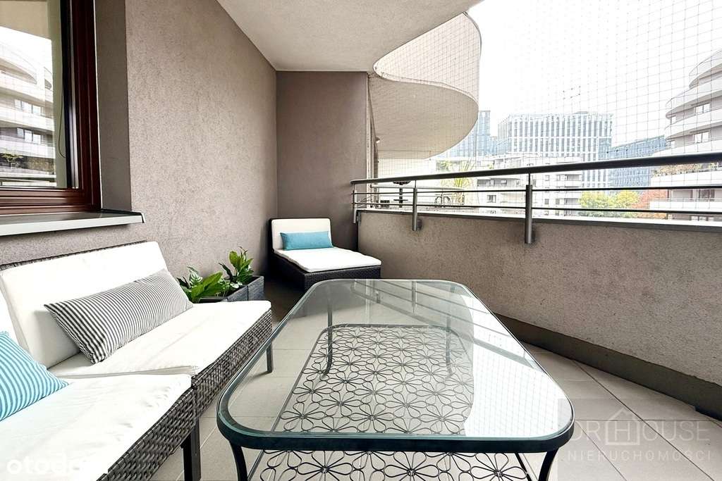 Mieszkanie 2 pokojowe z 30m tarasem-8