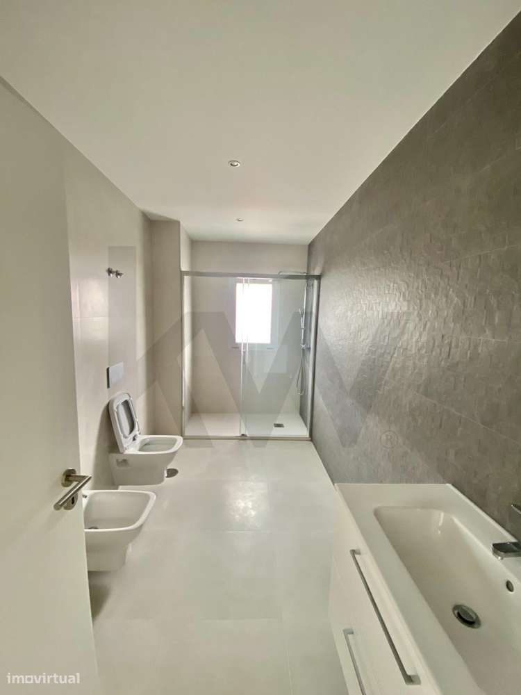 Apartamento T3 Duplex com Terraço vista mar - Nazaré - Grande imagem: 3/19