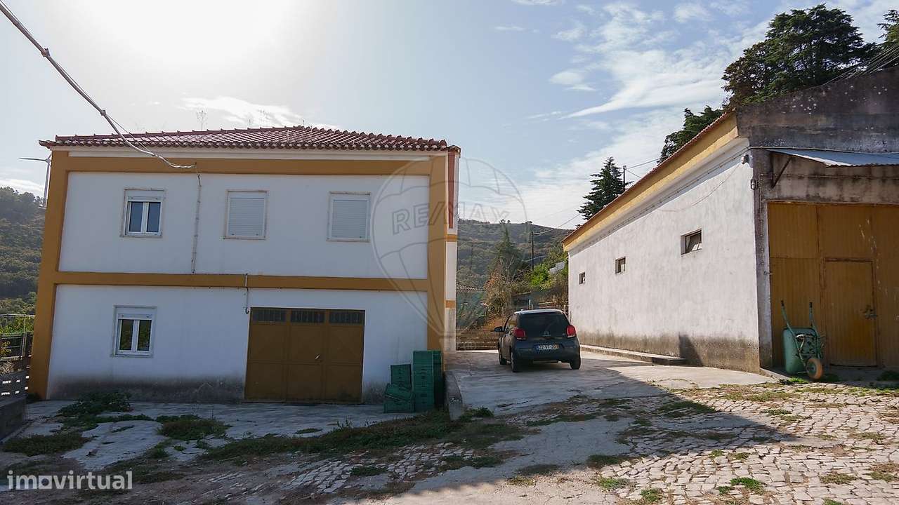 Moradia T4 para venda-7