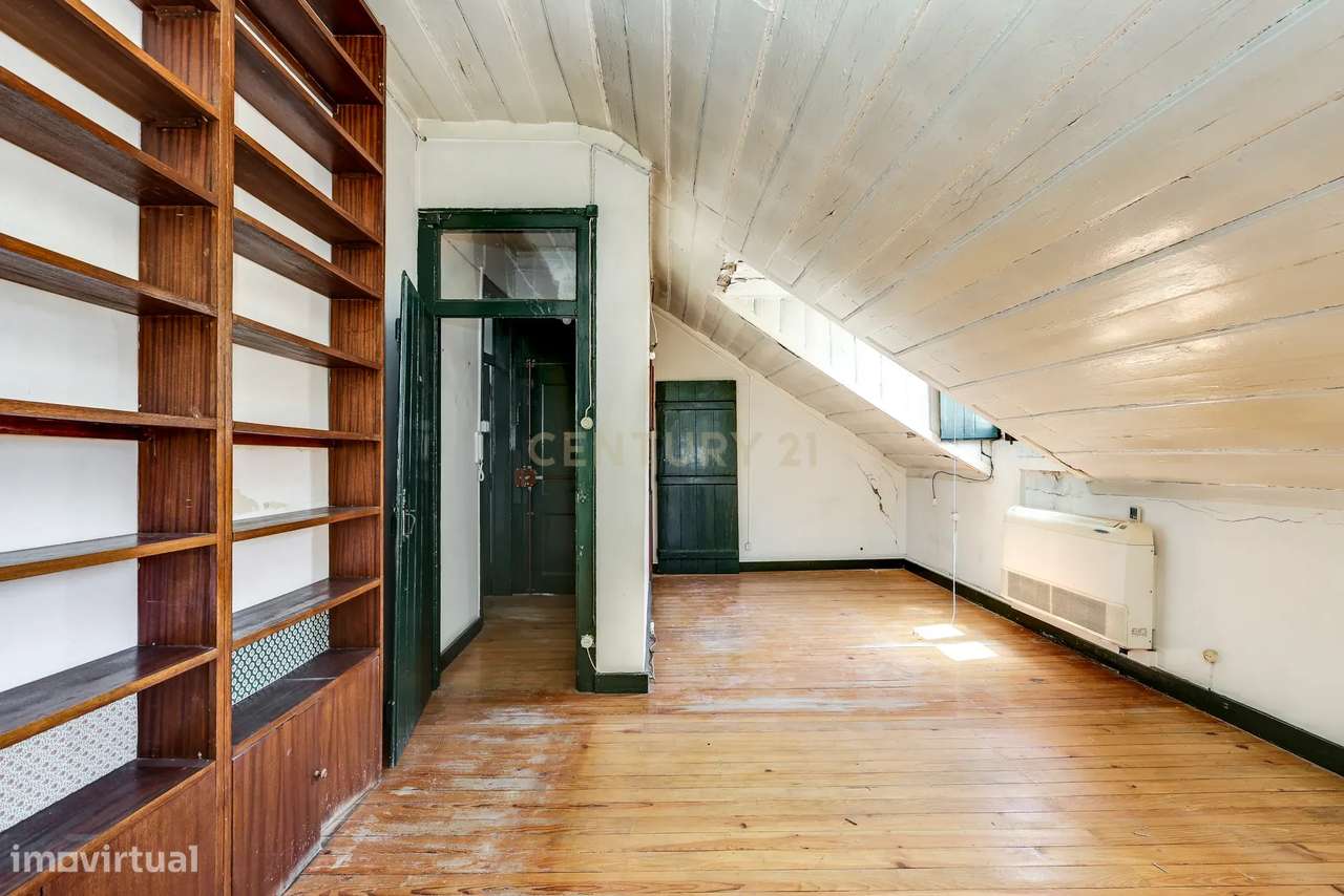 Apartamento T2 Na Lapa, Lisboa-13