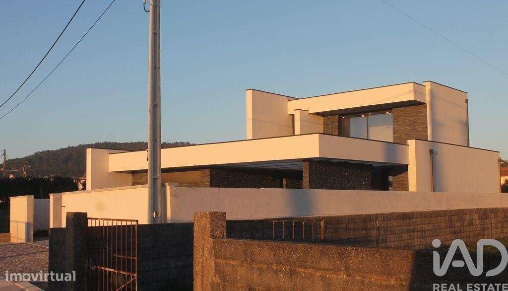 Casa / Villa T3 em Castelo do Neiva de 226,00 m2 - Grande imagem: 5/30