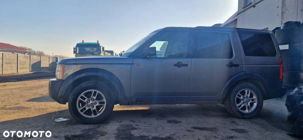 Land Rover Discovery - 4